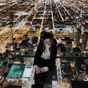 Meet your Posher, Laura